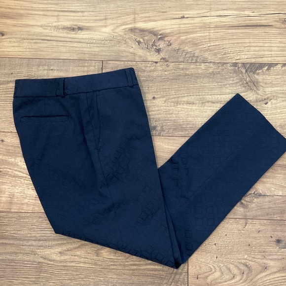 Banana Republic Navy Patterned Capris - Picture 1 of 7